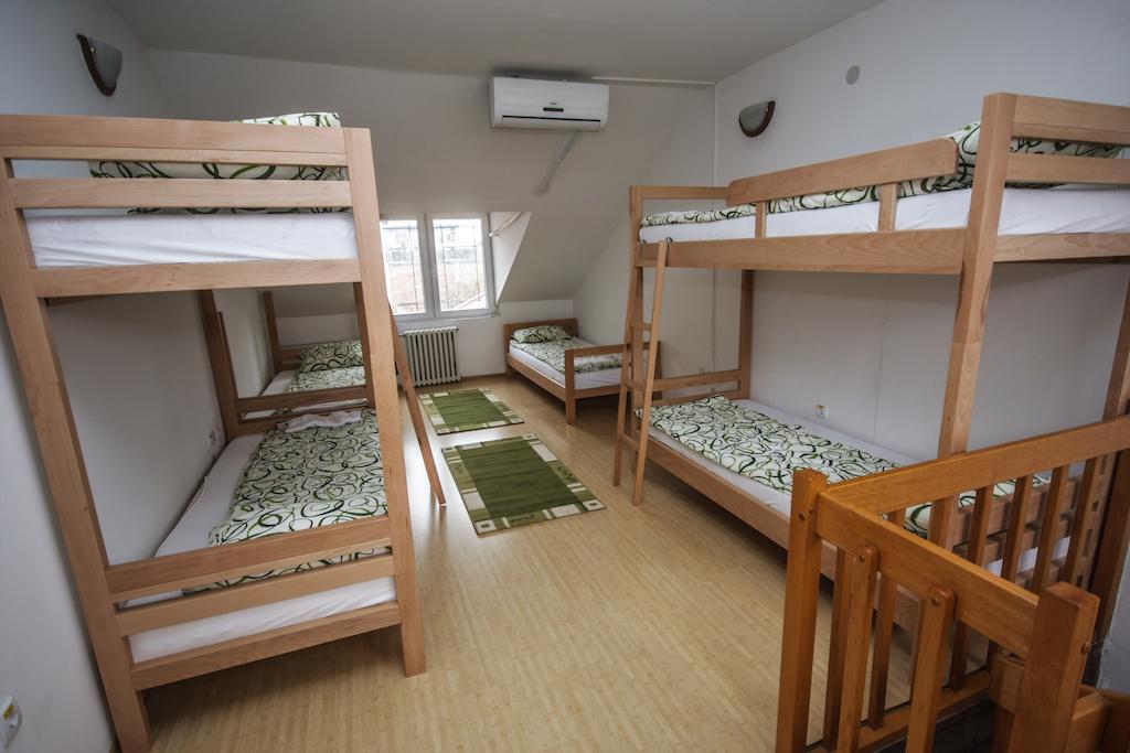 Terasa Albergue Novi Sad Habitación foto