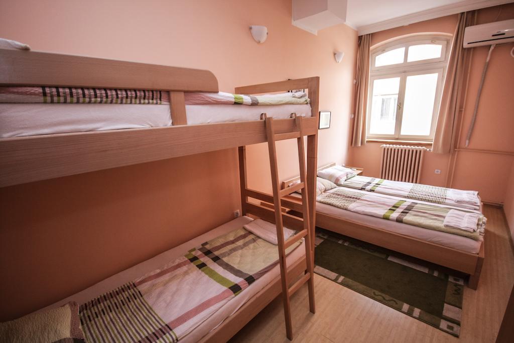 Terasa Albergue Novi Sad Habitación foto